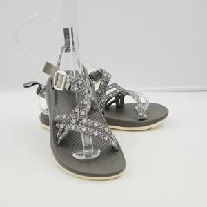 Chaco Diamond Gray Walking Sandals, YOUTH Size 4 EUC